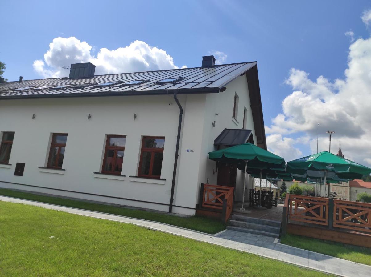 Pensjonat Dominikanski Krasnobród Exteriör bild